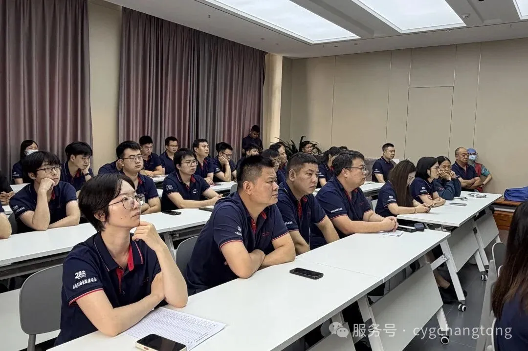 实操过程中,大家态度认真、积极投入。
